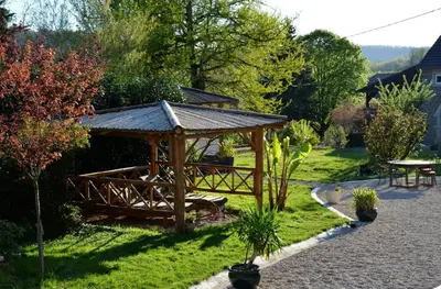 Jardin de l'établissement Chambres d'hôtes Le Relais de la Perle