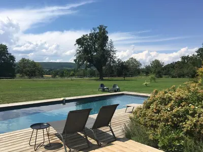 Piscine de l'établissement Cabane Aligoté ou située à proximité