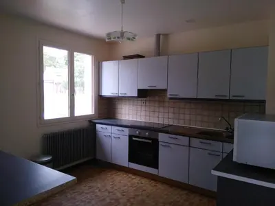 Cuisine ou kitchenette dans l'établissement La maison de Jacques