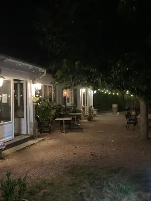 Jardin de l'établissement Hostellerie du Vieux Moulin