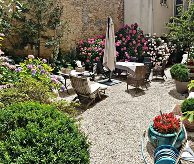 Jardin de l'établissement Sublime appartement Volendame