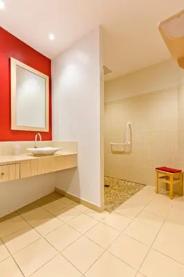 Salle de bains dans l'établissement Hôtel Auberge de Chavannes