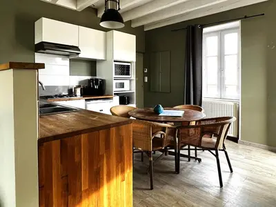Cuisine ou kitchenette dans l'établissement Le clos des terres de bousson