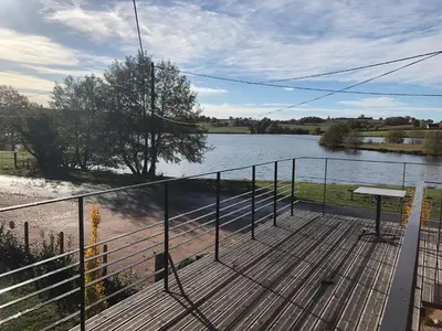 Vue sur la rivière ou le fleuve situé(e) à proximité de l'appartement