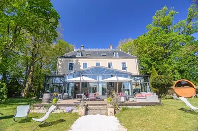 Jardin de l'établissement Château de la villeneuve