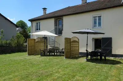 Jardin de l'établissement L'Orée des Lacs (Appartement n°3)