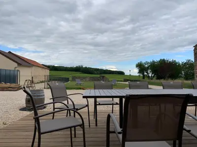 Plan de l'établissement Aux Cortons - Maison avec vue sur le vignoble