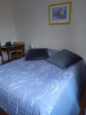Un ou plusieurs lits dans un hébergement de l'établissement Chambre d'hôtes dans Résidence