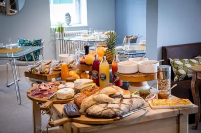 Nourriture dans l'hôtel ou à proximité
