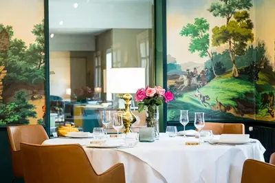 Restaurant ou autre lieu de restauration dans l'établissement Hôtel Restaurant Gastronomique La Huchette