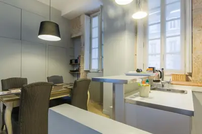 Cuisine ou kitchenette dans l'établissement Le Loisy