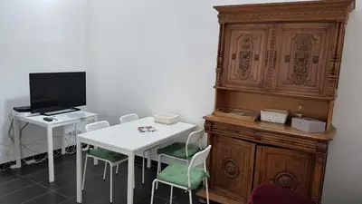 Télévision ou salle de divertissement dans l'établissement Gîte la Providence
