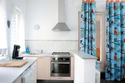 Cuisine ou kitchenette dans l'établissement Gîte la Providence