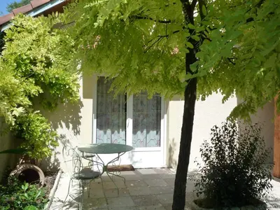 Jardin de l'établissement Le Verger du Sausset