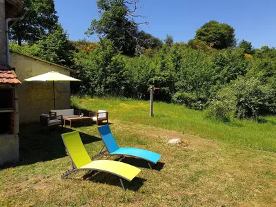 Jardin de l'établissement Holiday Home in Grury with Pool & Garden