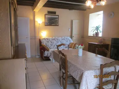 Coin salon dans l'établissement GITE A SAINT-REMY (21500)