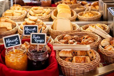 Nourriture dans l'hôtel ou à proximité