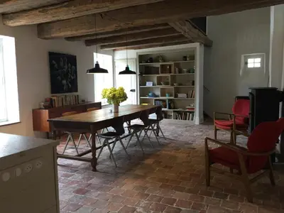 Coin salon dans l'établissement Orangerie du chateau de Quemigny sur Seine