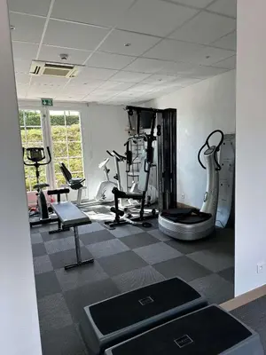 Salle ou équipements de sports de l'établissement La Bonbonniere - Sure Hotel Collection by Best Western