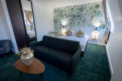 Un ou plusieurs lits dans un hébergement de l'établissement Maison Philippe Le Bon Hôtel, Restaurant & Bar le 19