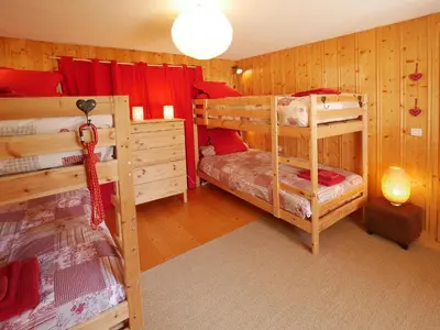 Un ou plusieurs lits dans un hébergement de l'établissement Domaine de Bellevue Gîte du Mont Poupet