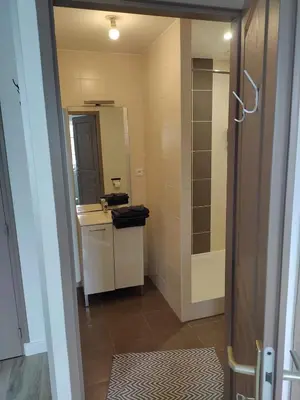 Salle de bains dans l'établissement Studio Sainte Marie la Blanche