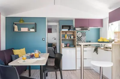 Cuisine ou kitchenette dans l'établissement Domaine de l'Epinette