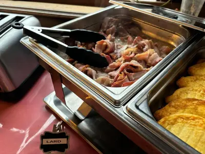 Nourriture dans l'hôtel ou à proximité