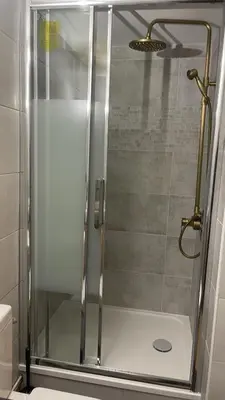 Salle de bains dans l'établissement ARQUEBUSE proche gare