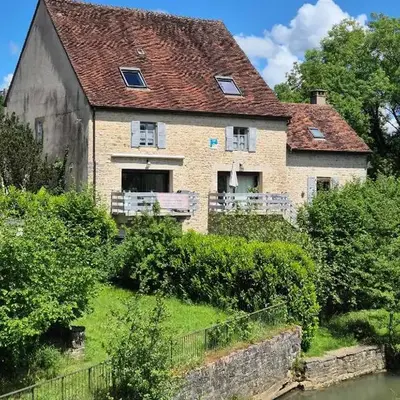 Au Lavoir du Serein 
