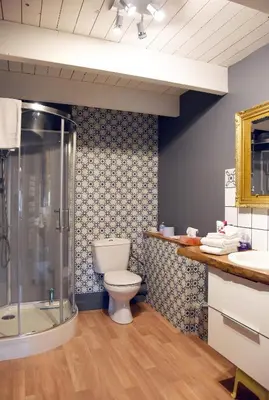 Salle de bains dans l'établissement Au cœur de Fontaine