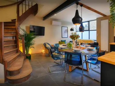 Coin salon dans l'établissement Maison Guigone - OVO Network
