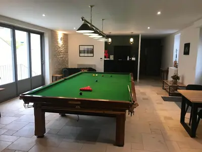 Billard dans l'établissement Le Charles V