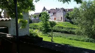 Jardin de l'établissement Doubs Séjour - Maison de vacances