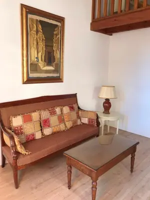 Coin salon dans l'établissement Les Brizards, L'Auberge - Morvan (8 personnes)