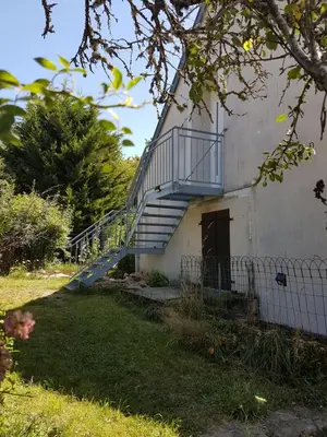 Jardin de l'établissement Gîte Le Domaine d Orphée