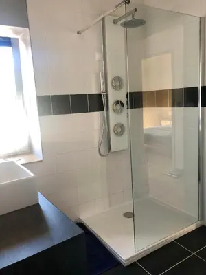 Salle de bains dans l'établissement Gîte de la Grenouillette