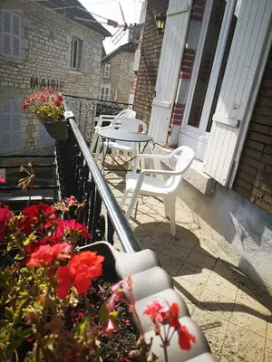 Balcon ou terrasse dans l'établissement Charmant duplex 100m2