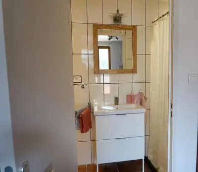 Salle de bains dans l'établissement gîte Aux Petits Bonheurs avec vue panoramique