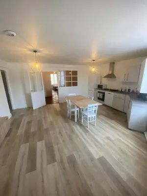 Cuisine ou kitchenette dans l'établissement La Résidence du Canal de Bourgogne