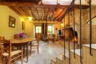Coin salon dans l'établissement La Petite Forge de BUFFON