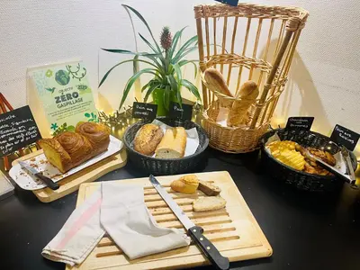 Nourriture dans l'hôtel ou à proximité