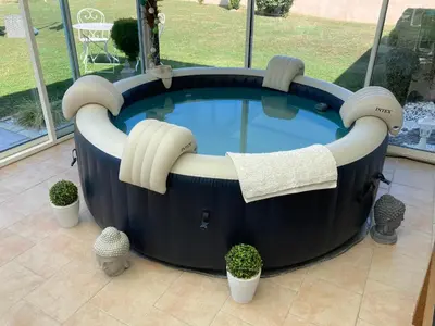 Plan de l'établissement BEAUN'MAISON Spa Piscine Borne électrique