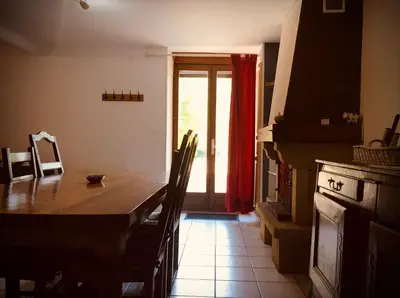 Cuisine ou kitchenette dans l'établissement Au bord de l eau