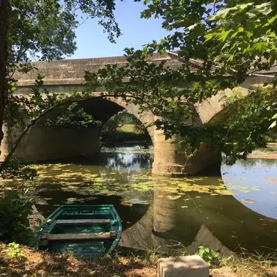 Au bord de l eau