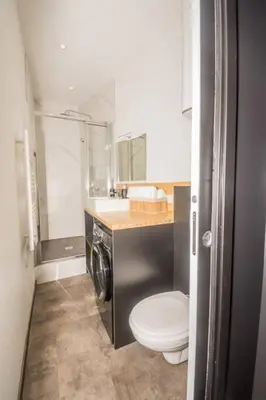Salle de bains dans l'établissement Ma Pref de Miss K
