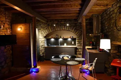 Coin salon dans l'établissement Caveau Contemporain KV'O37