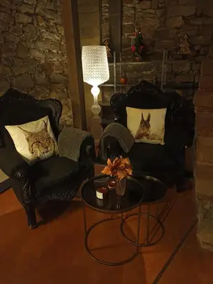 Coin salon dans l'établissement Caveau Contemporain KV'O37