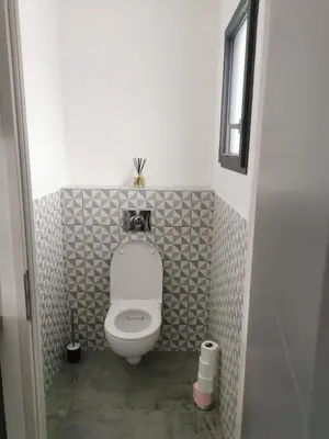 Salle de bains dans l'établissement La Maison du Colombier