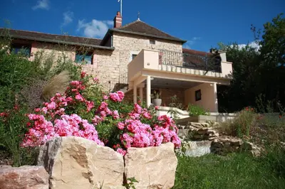 Jardin de l'établissement La Maison de la Colline